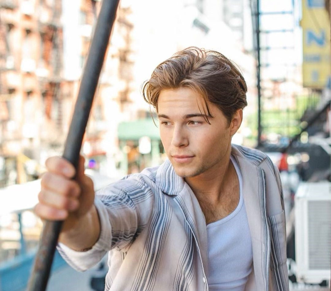 How To Get Elias Kacavas’ Young Cal Haircut From Euphoria.  Credit: Getty Images.