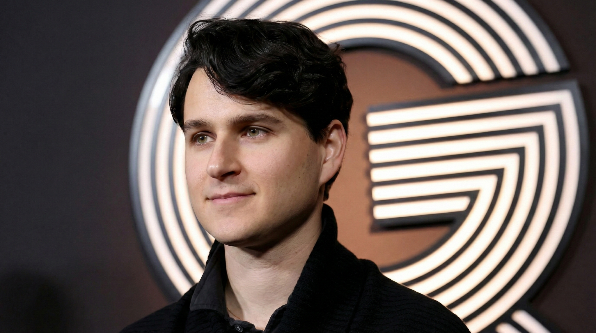 How to get the Ezra Koenig haircut from Vampire Weekend.